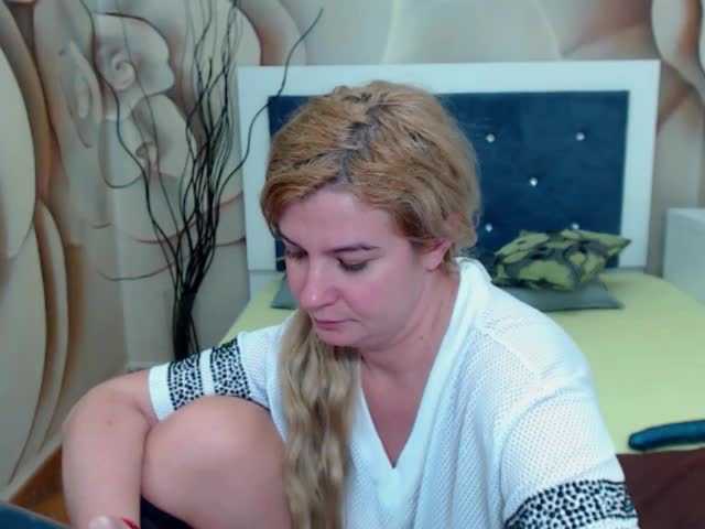 Скриншоты трансляции LuanaSummeryX