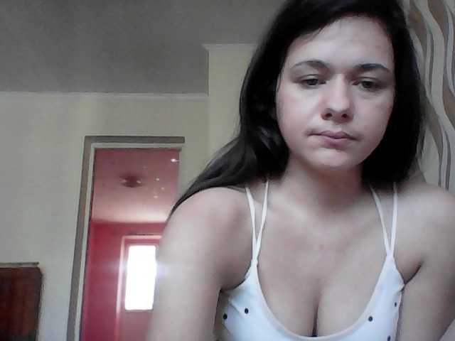 Скриншоты трансляции LucyAnDay