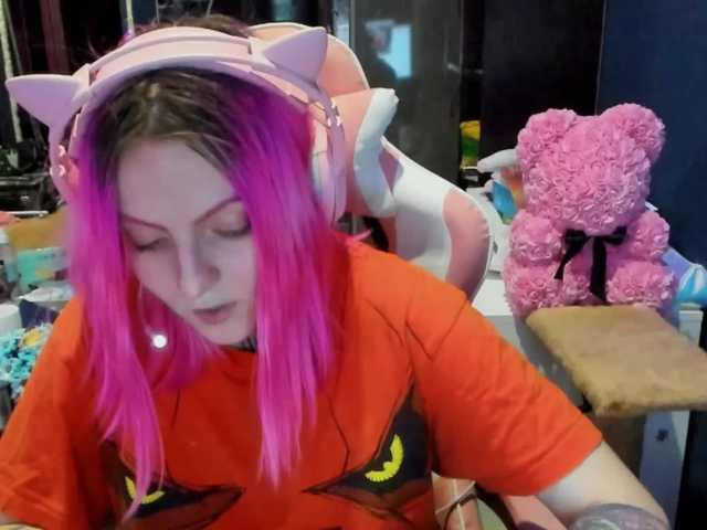 Скриншоты трансляции LucyElfen