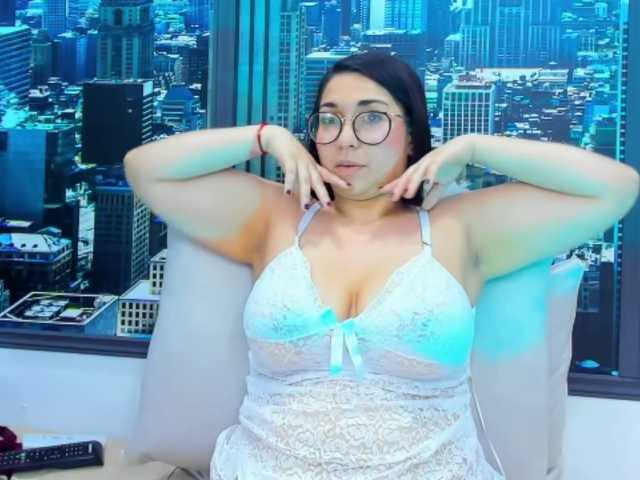 Фотографии LulluMagic Guys today I'm very horny and I want to fuck #latina #toys #bigass #bigtits #tattoo #curvaceous