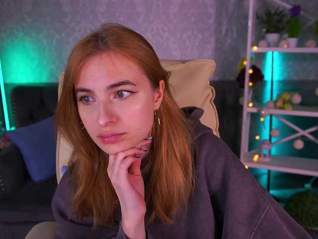 Скриншоты трансляции LunaaDreamss