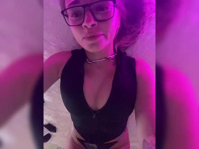 Скриншоты трансляции _YourGirl_6399