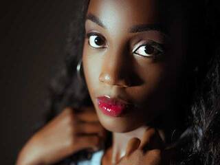 Эротический видеочат lunayagger