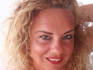 Эротический видеочат Lussyanna