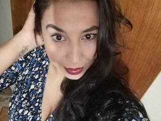 Эротический видеочат Lya-laywood