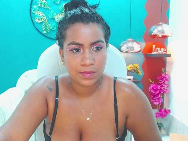 Фотографии lya-roses show ass [35 tokens left] #latina #bigboobs #young #dirty #bigass