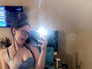 Эротический видеочат mac18x