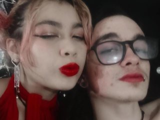 Эротический видеочат madamecherry-777