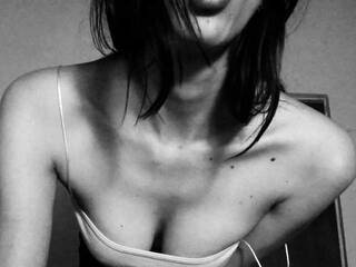 Эротический видеочат MadameLia