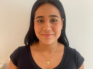 Эротический видеочат MaddiMartinez