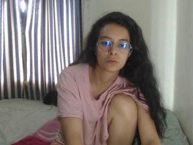 Скриншоты трансляции Madelyne