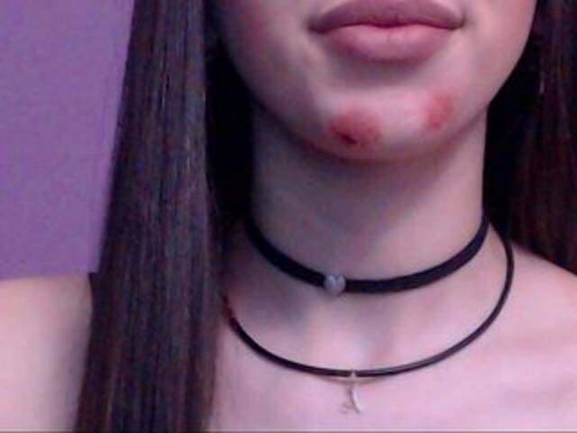 Скриншоты трансляции Madellyn