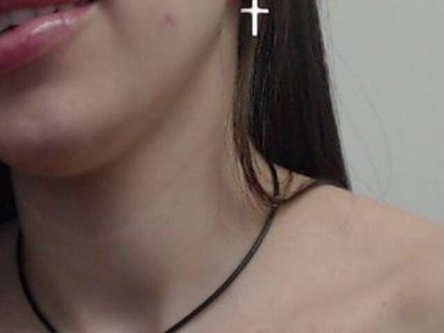 Скриншоты трансляции Madellyn