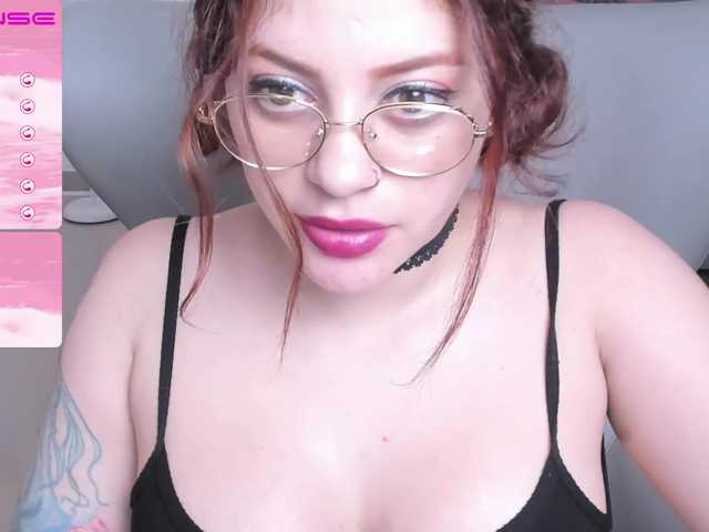 Фотографии MadisonKane I can be the girl of your fantasies you just have to be very horny for me / full naked 123tks / fuck pussy 266tks 1