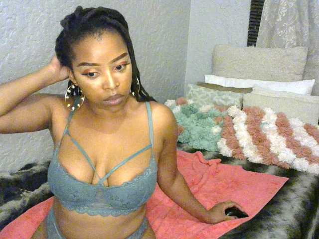 Скриншоты трансляции MadisonRoyal