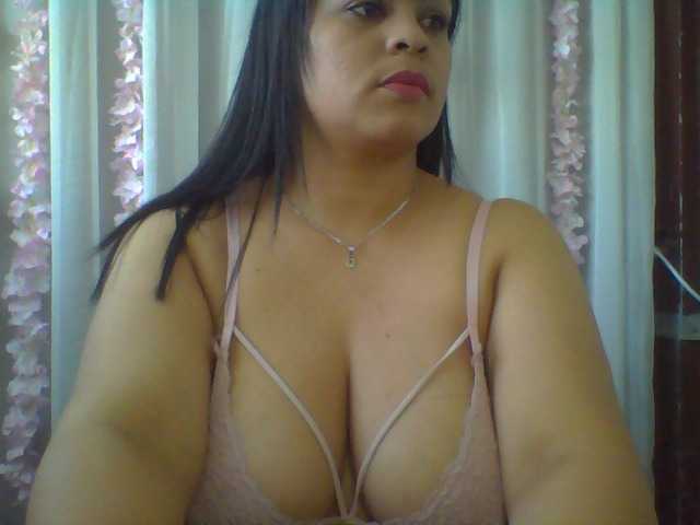 Фотографии mafersmile #latina #bigboobs #bbw #mature #mistress