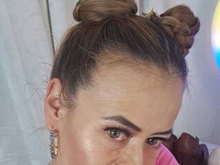 Эротический видеочат MAGHENTA