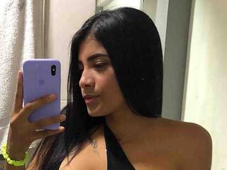 Эротический видеочат MagucitaHot