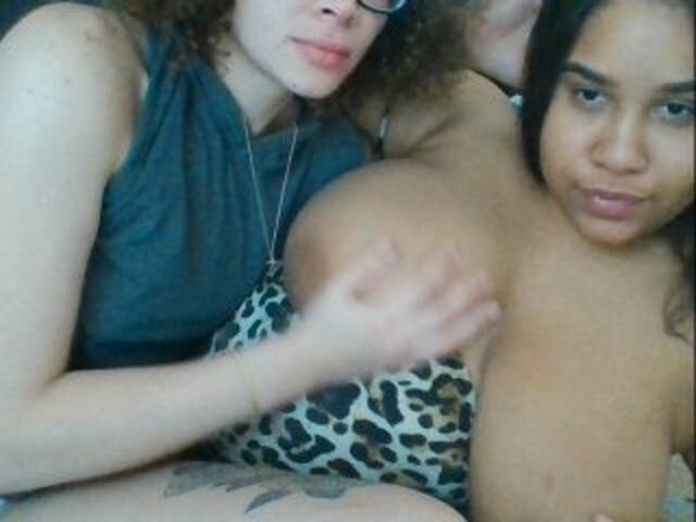 Скриншоты трансляции makemecuum