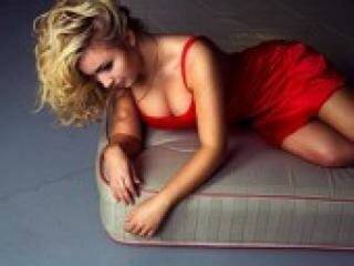 Эротический видеочат maleficent6