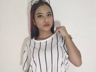 Эротический видеочат Maligna17