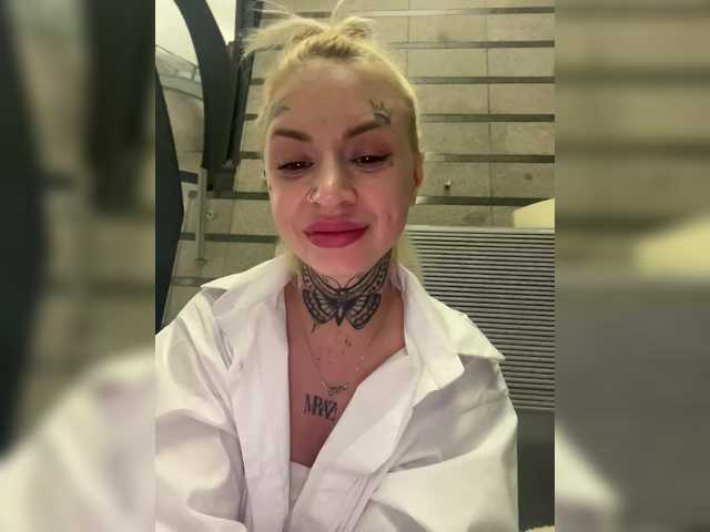 Скриншоты трансляции Lil_Lu