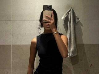 Эротический видеочат Malvinka2229