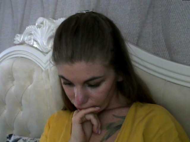 Скриншоты трансляции manuella