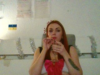 Эротический видеочат MarcilinCutie