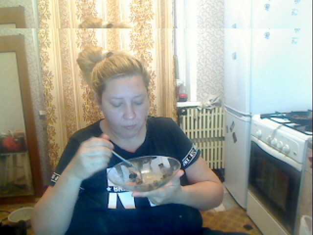 Скриншоты трансляции HotbunsSofi