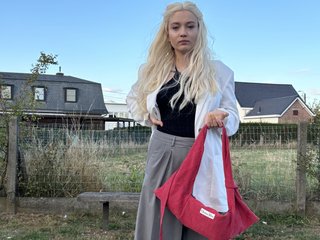 Эротический видеочат Ramona