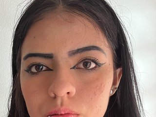 Эротический видеочат mariacamila10