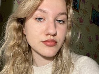 Эротический видеочат Mariel-Brown