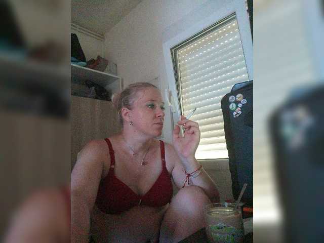 Скриншоты трансляции lorenarubia