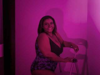 Эротический видеочат MaritzaGamboa