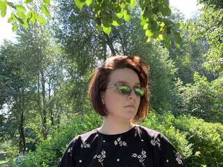 Эротический видеочат MarloMadz