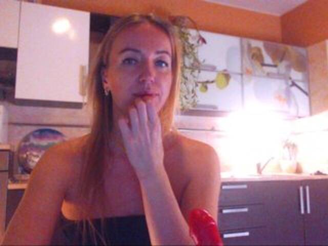 Скриншоты трансляции Martellka