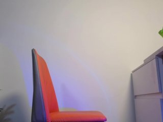 Эротический видеочат MarthaHoffman