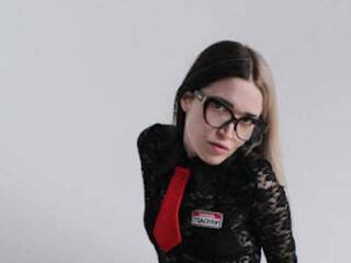 Эротический видеочат MarvinaMarmelad