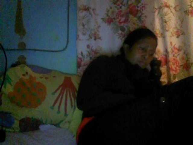 Скриншоты трансляции maturewoman