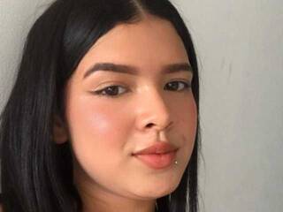 Эротический видеочат MavisKiut