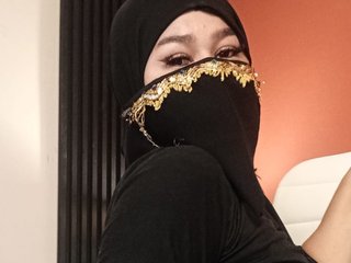 Эротический видеочат may-hadi