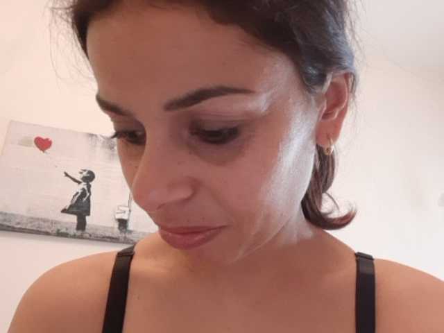 Скриншоты трансляции Maya890