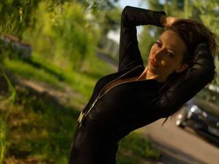 Эротический видеочат MayaHipnoteyes