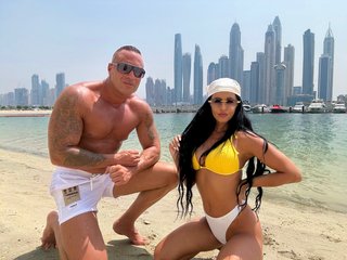 Эротический видеочат MeganeAndDaniel