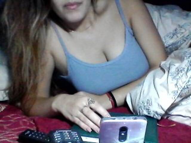 Скриншоты трансляции melaniia3