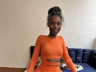 Эротический видеочат Melaninebonyxxx