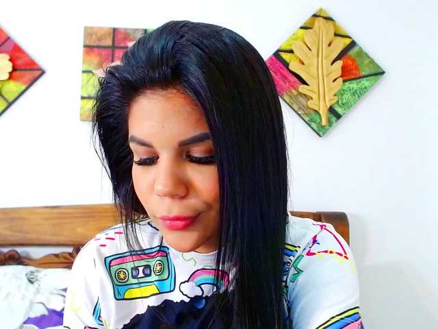 Скриншоты трансляции MELANYSUMMER