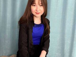 Эротический видеочат MeliLuong