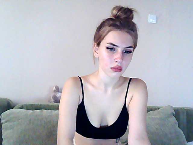 Скриншоты трансляции MelissaMia